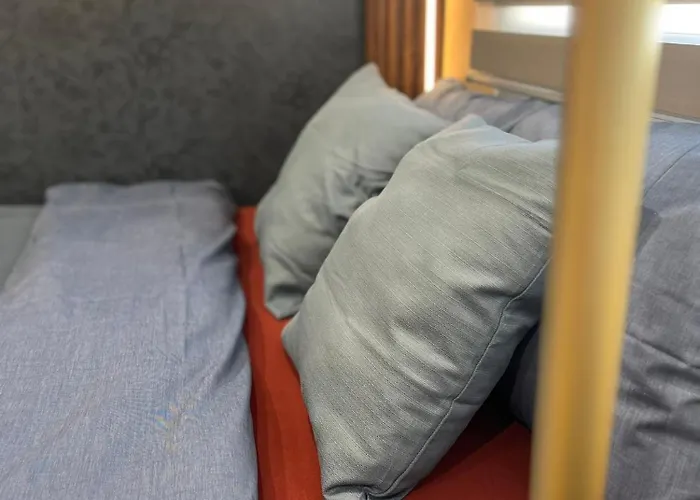 Square Vanilla Салоники